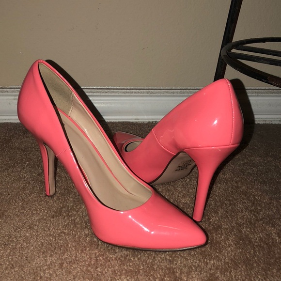 💗Hot pink heels💗 - Picture 4 of 5
